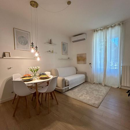 V&C Home Rental Specialist Appartamenti Fronte Lago Maggiore Germignaga Exterior foto