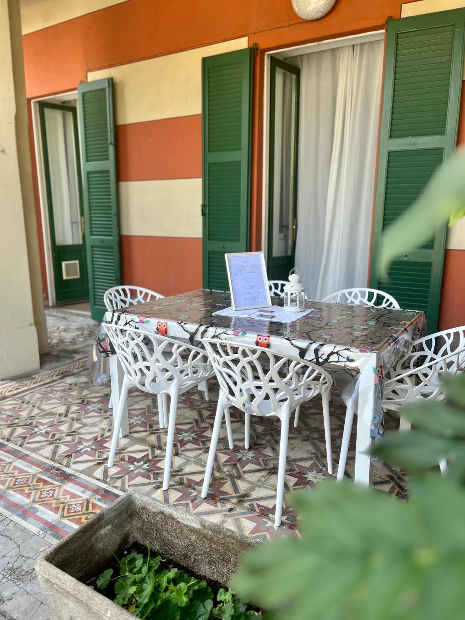 V&C Home Rental Specialist Appartamenti Fronte Lago Maggiore Germignaga Exterior foto