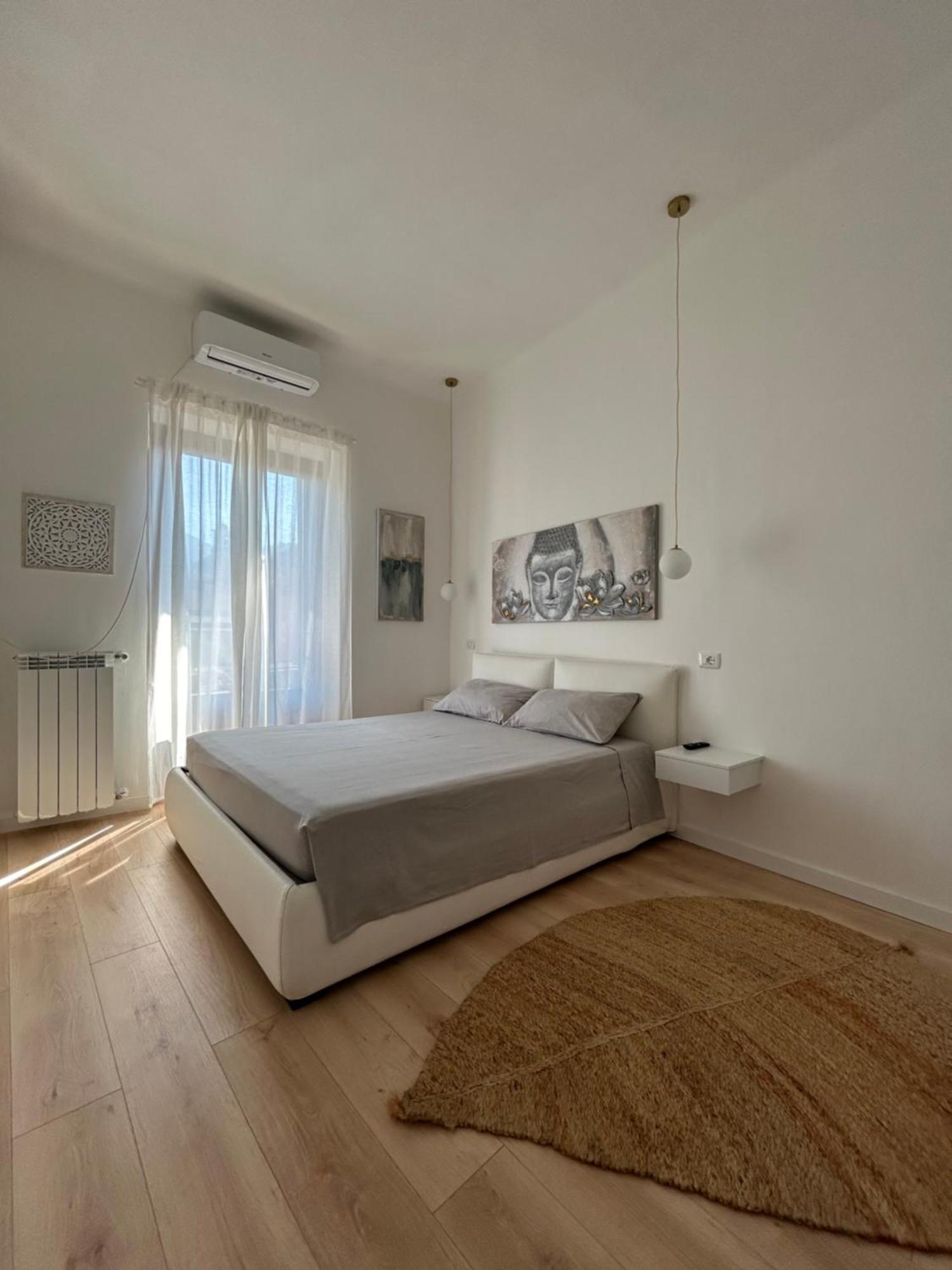 V&C Home Rental Specialist Appartamenti Fronte Lago Maggiore Germignaga Exterior foto